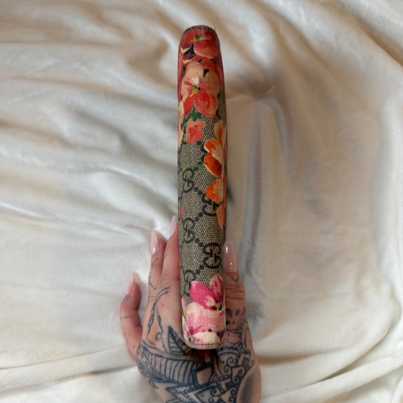 Gucci Blooms GG Supreme Floral Continental Wallet - Picture 7 of 8